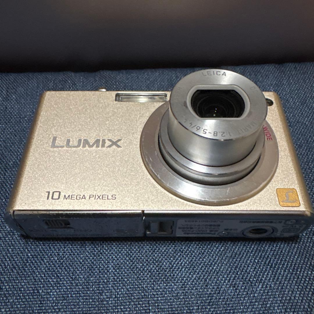 Panasonic DMC-FX35 ゴールド 10メガピクセル