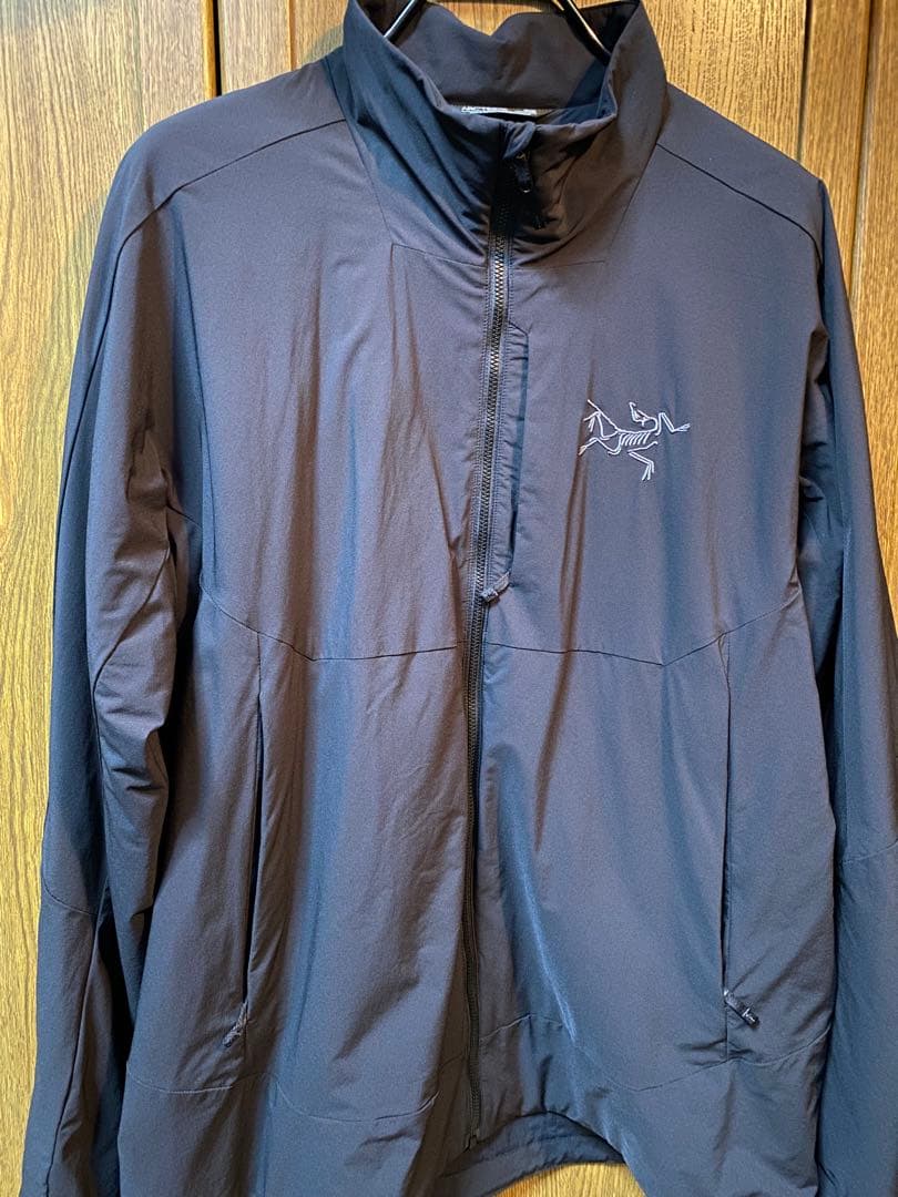 ARC'TERYX アリウム インサレーテッド ジャケット メンズ　Mサイズ