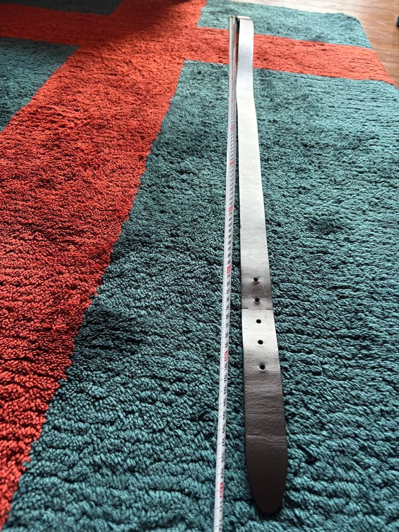 じ*ん様 FENDI 黒 レザーベルト