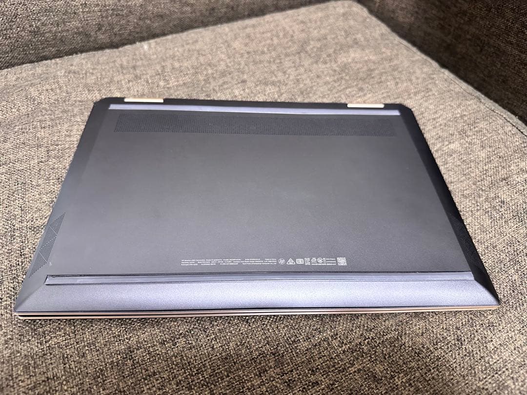 HP Spectre x360 2in1 ノートPC i5 バッテリー100%