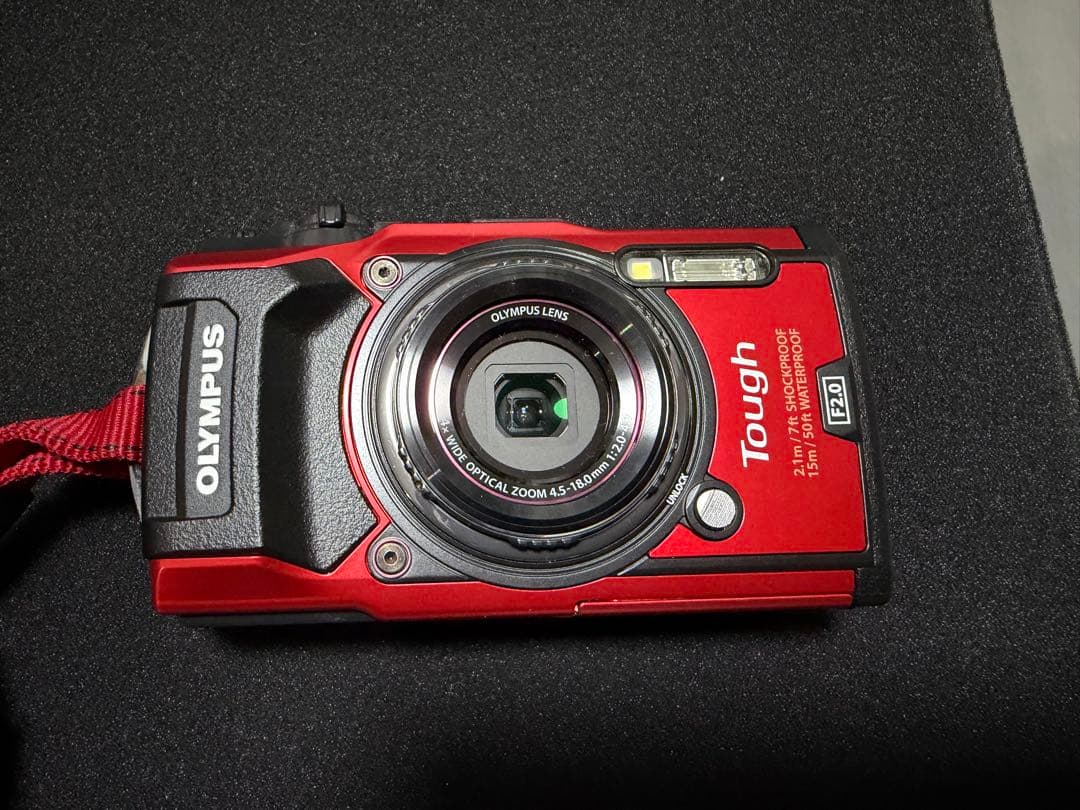 OLYMPUS Tough TG-5 レッド 本体とTCON、CLAセット