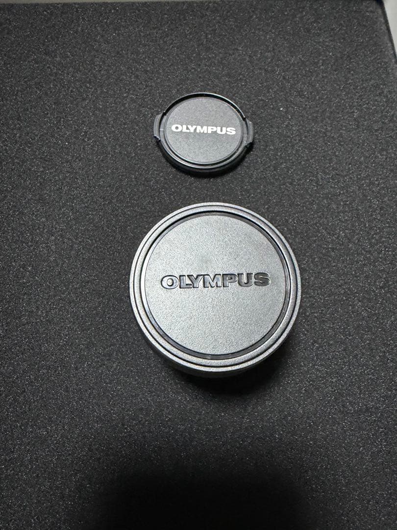 OLYMPUS Tough TG-5 レッド 本体とTCON、CLAセット