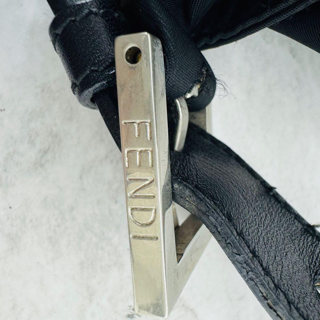 ✨FENDI✨フェンディ✨FF金具✨ナイロン✨ブラック✨ハンドバッグ✨