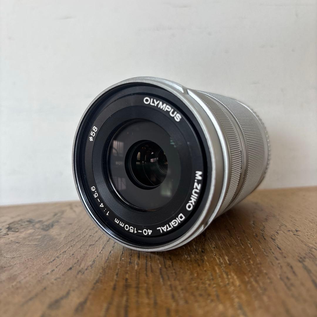 オリンパス 望遠レンズ M.ZUIKO 40-150mm 4-5.6 R