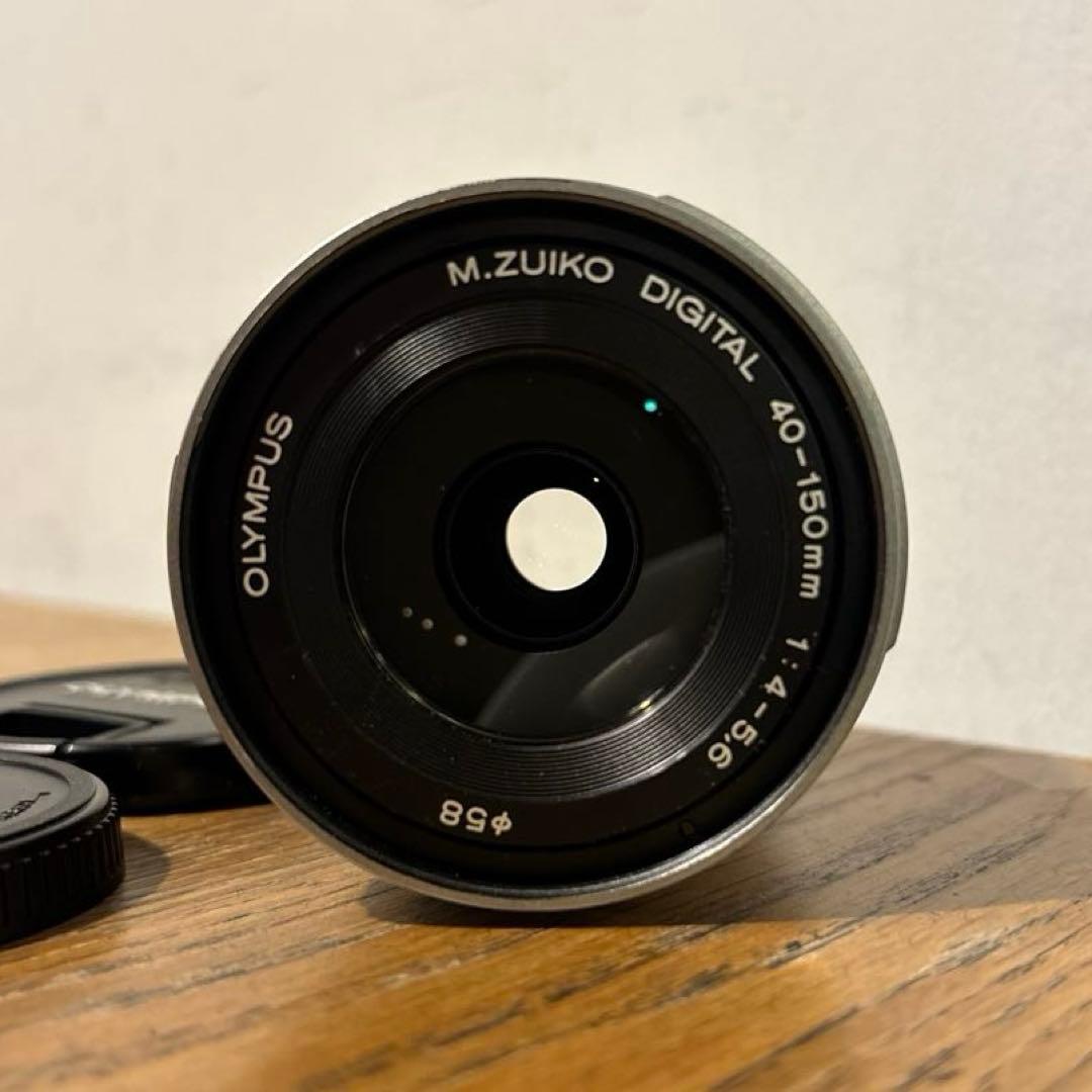 オリンパス 望遠レンズ M.ZUIKO 40-150mm 4-5.6 R