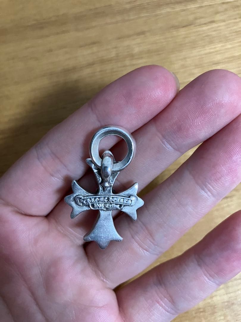 ポ*ョ様 【1/12まで値下げ中】クロムハーツ ベビーファット クロスチャーム