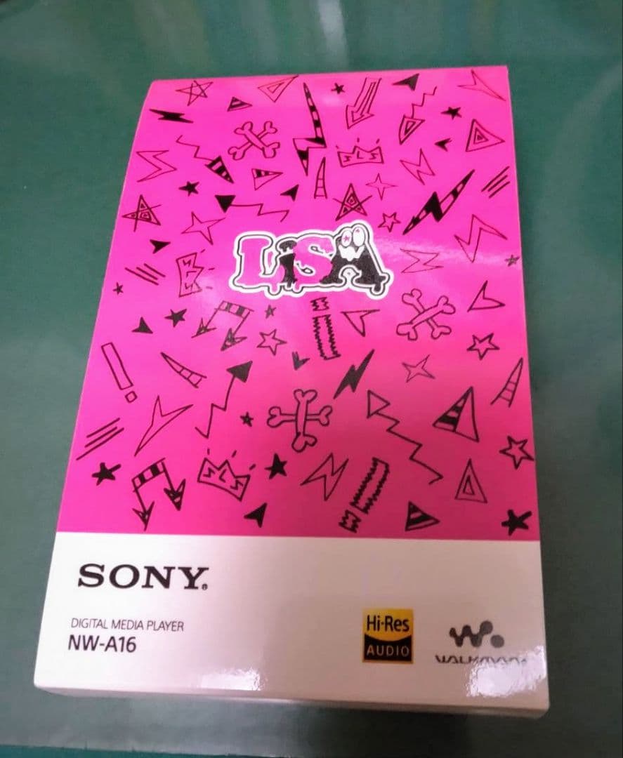 LiSA × WALKMAN®＆ヘッドホンコラボモデル