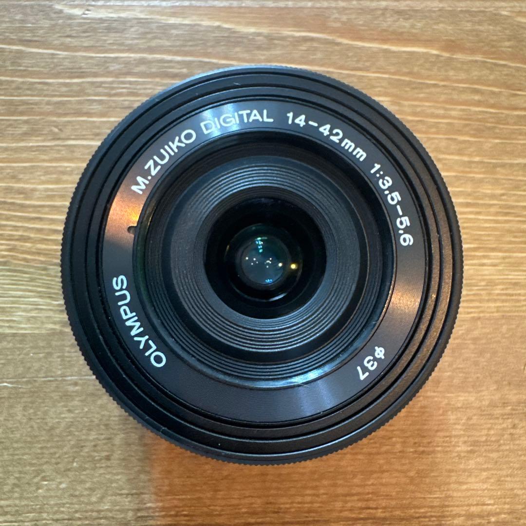 OLYMPUS 電動パンケーキレンズ M.ZUIKO 14-42mm ブラック