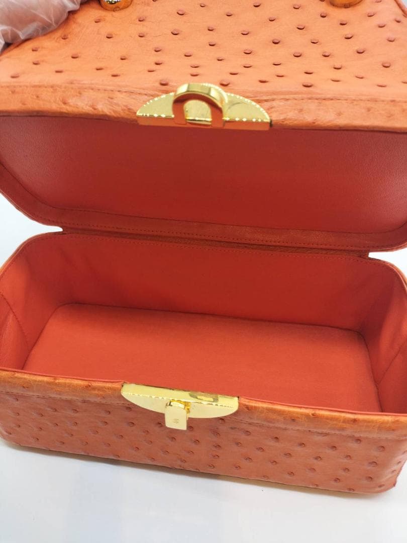 ■COMTESSE■オーストリッチ　バニティ型　ハンドバッグ　オレンジ