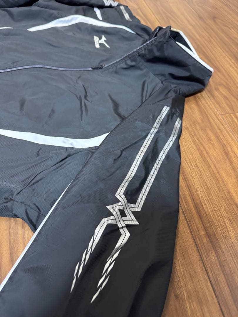 MIZUNO（ミズノ）ウインドブレーカー 上下セットサイズL