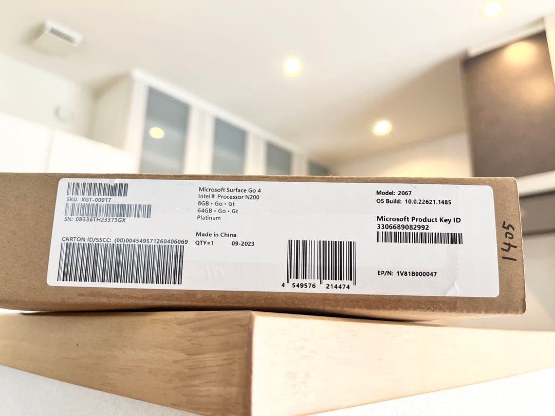 Surface Go 4 10.5インチ N200 プラチナ XGT-00017