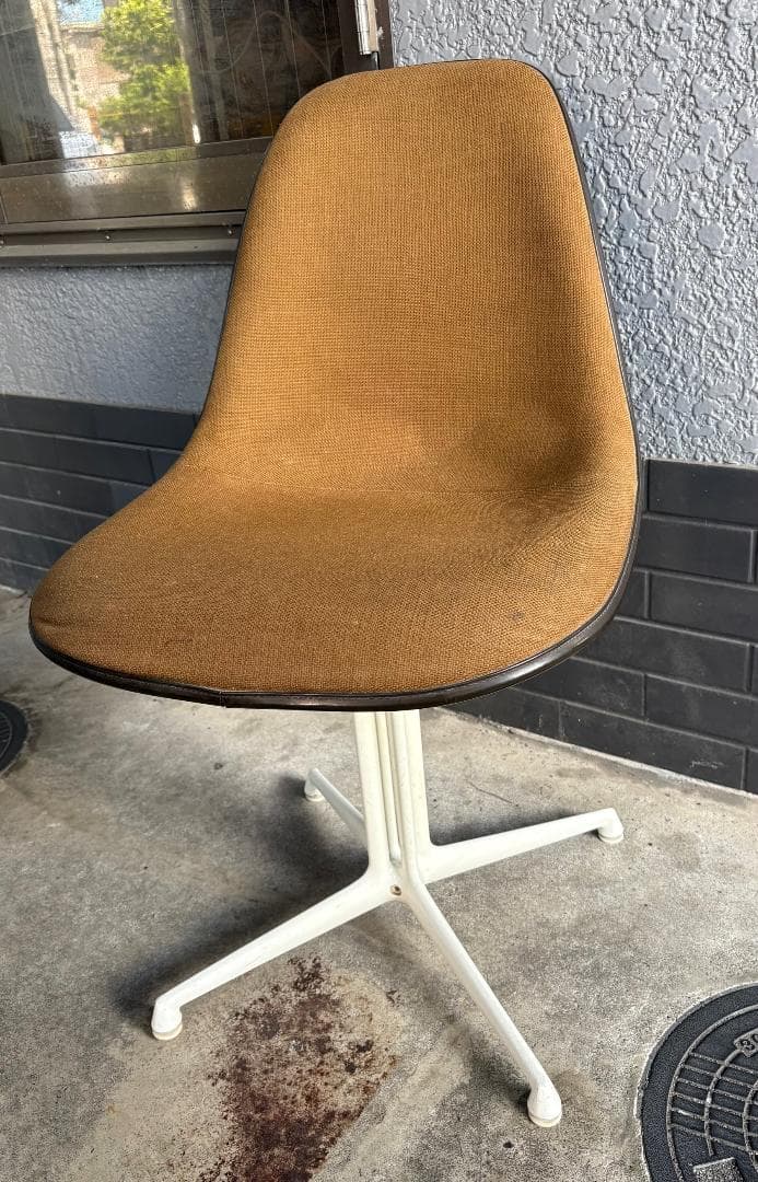 ハーマンミラー イームズ シェルチェア ラフォンダ ベース ラフォンダチェア