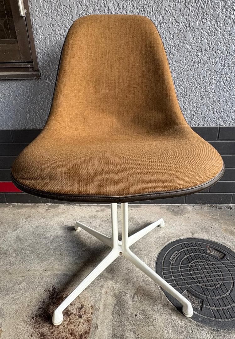 ハーマンミラー イームズ シェルチェア ラフォンダ ベース ラフォンダチェア