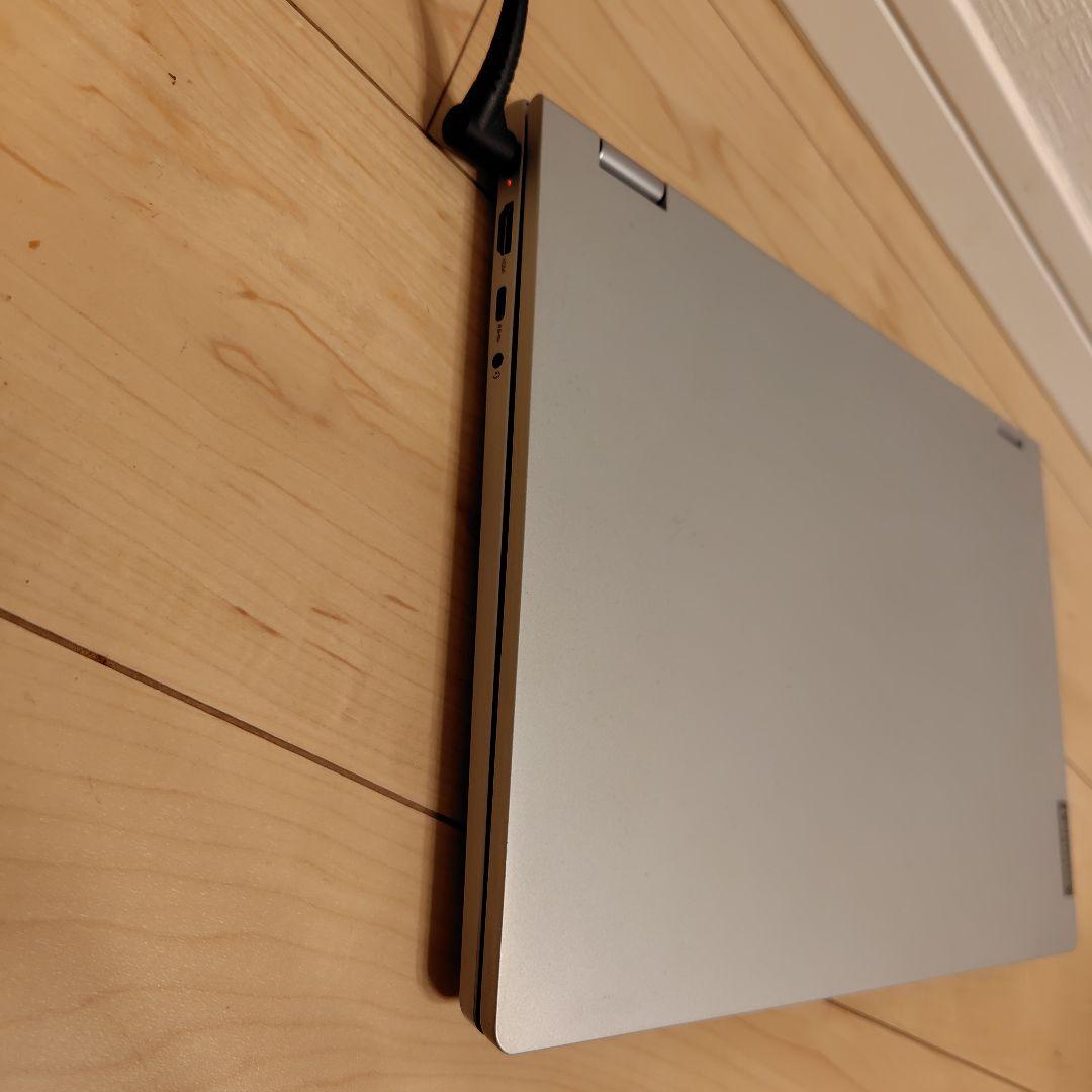 Lenovo IdeaPad C340-14IML 2-in-1 ノートPC