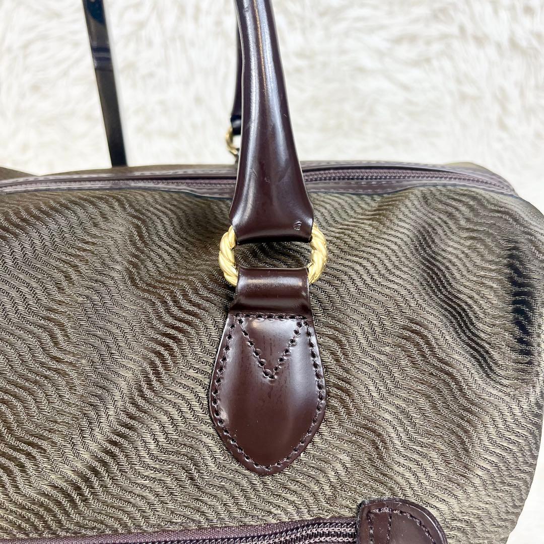 BALENCIAGA バレンシアガ　ボストンバッグ　ナイロン　グリーン