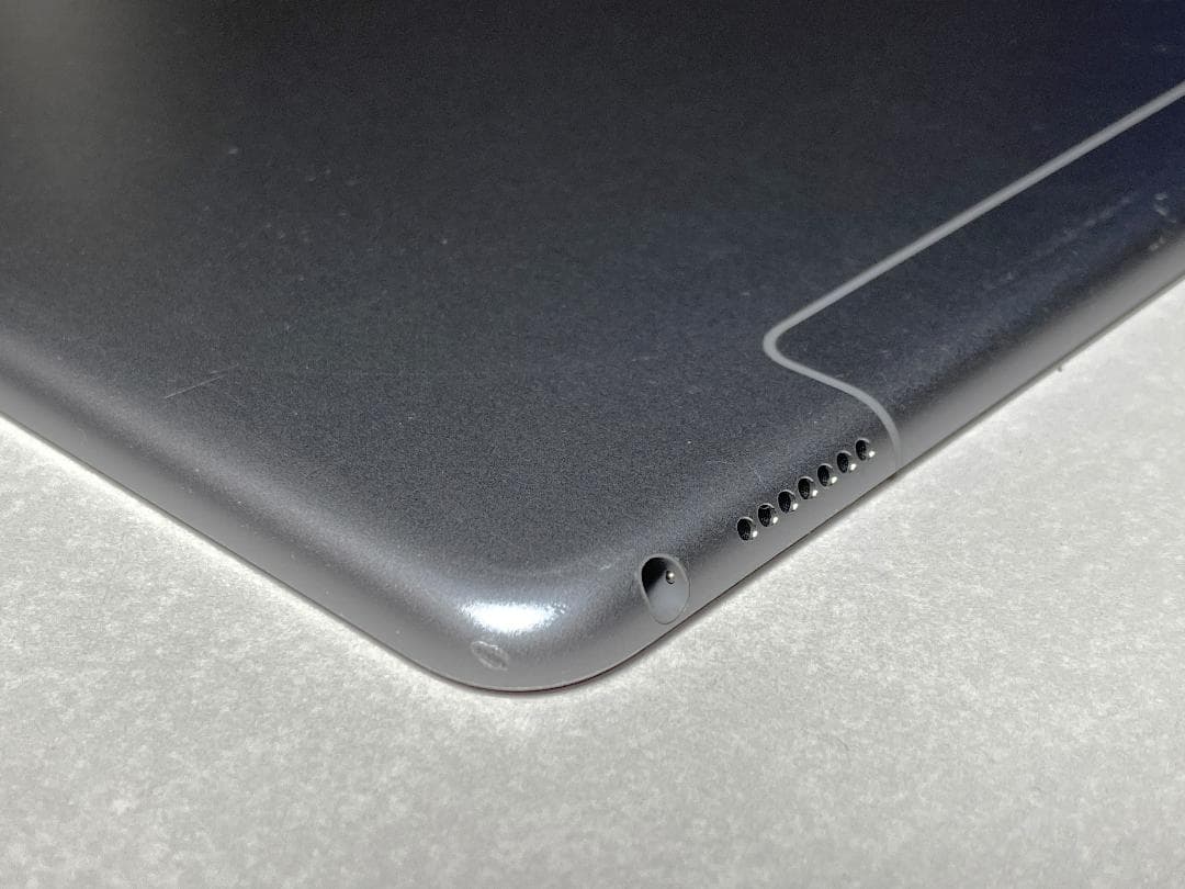 第一世代iPad pro9.7 32GB スペースグレー A1674