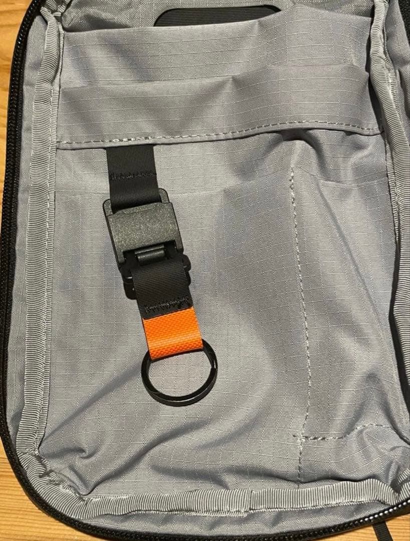 BLACK EMBER ブラックショルダーバッグ