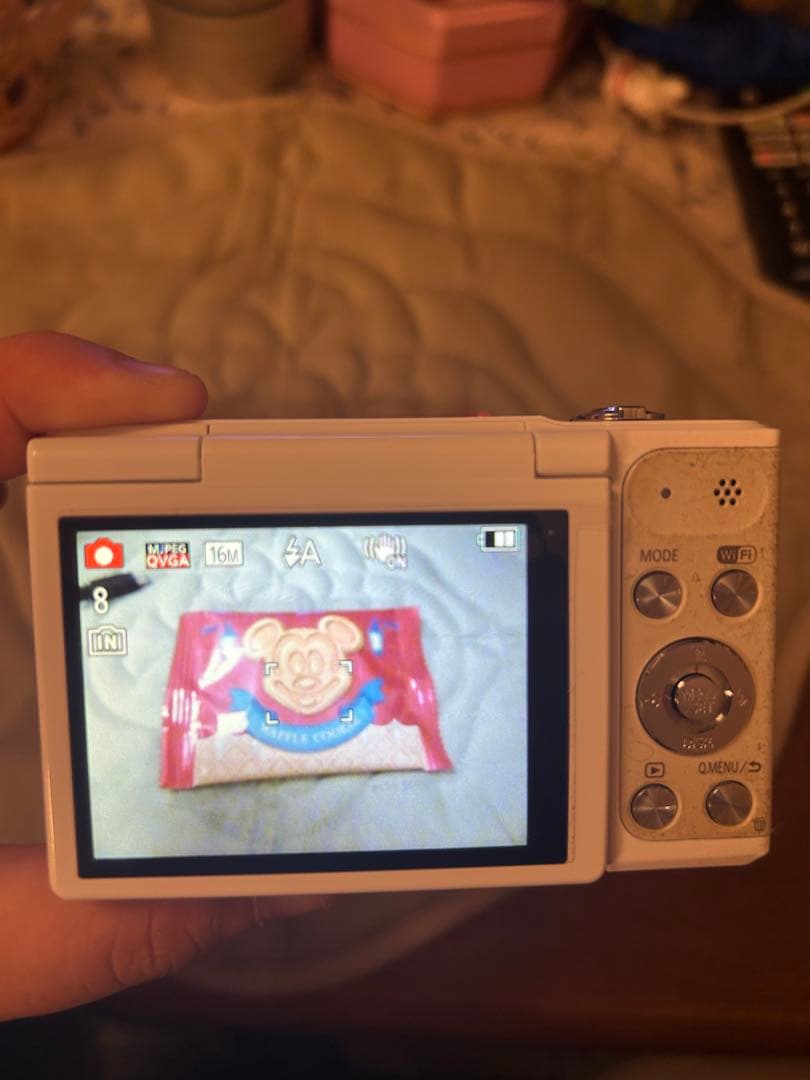 Panasonic LUMIX DMC-SZ10コンパクトデジタルカメラ