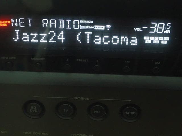 YAMAHA RX-V485 AVアンプ　超美品　快調　よい音、使い勝手