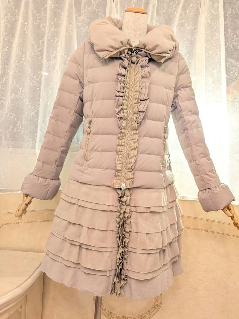 コニー様　トゥービーシック　ダウンコート40　2ウェイ　下部取り外し可　フリル