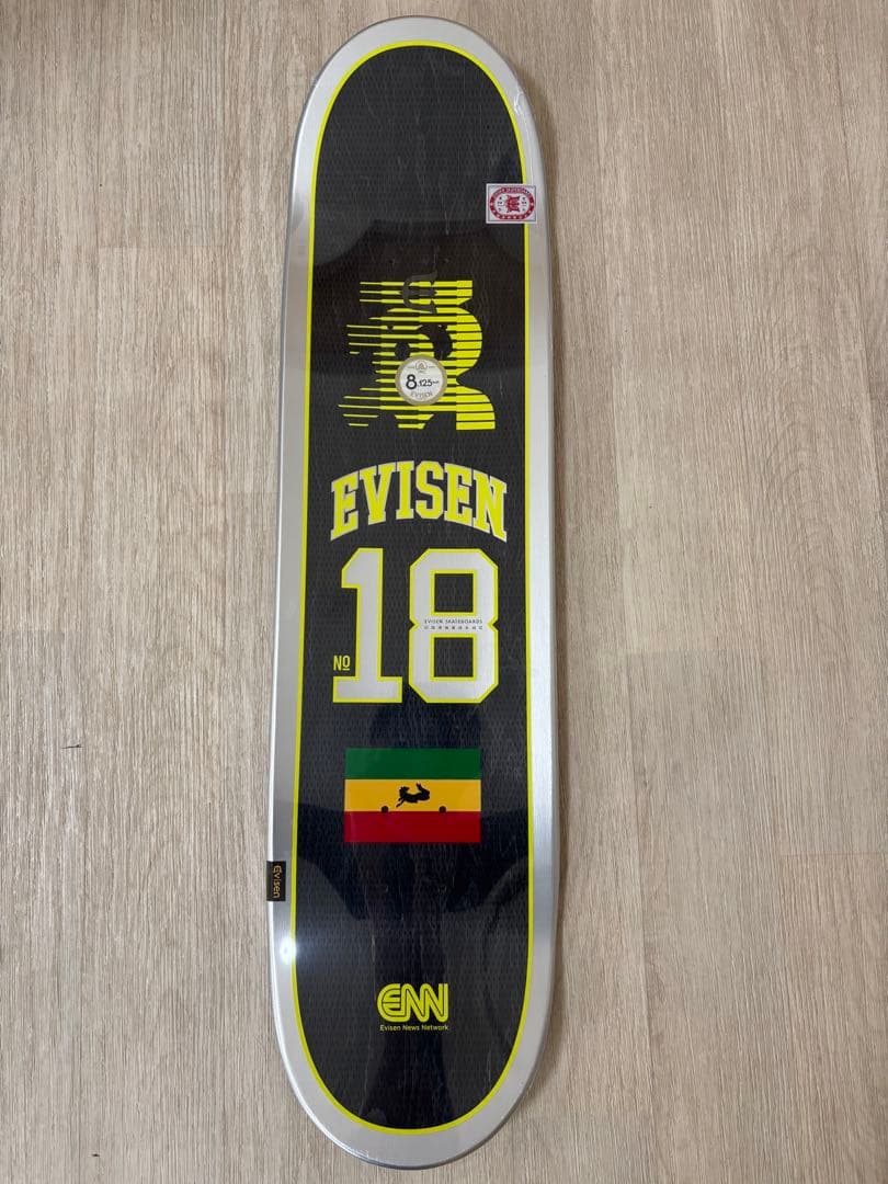 ユキ　EVISEN スケートボードデッキ 8.125インチ
