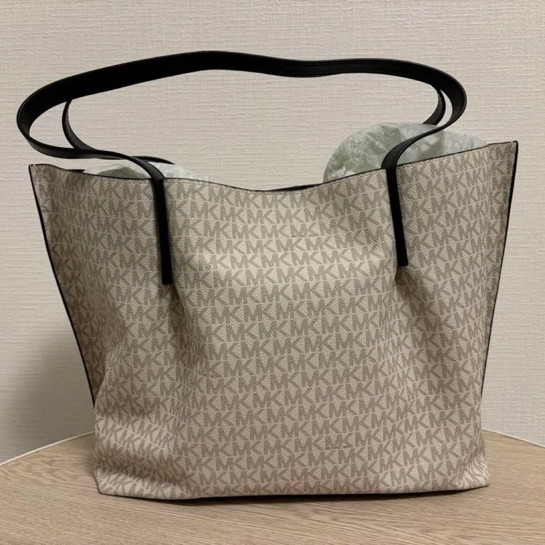 ◎新品・未使用　MICHAEL KORS（マイケルコース）トートバッグ