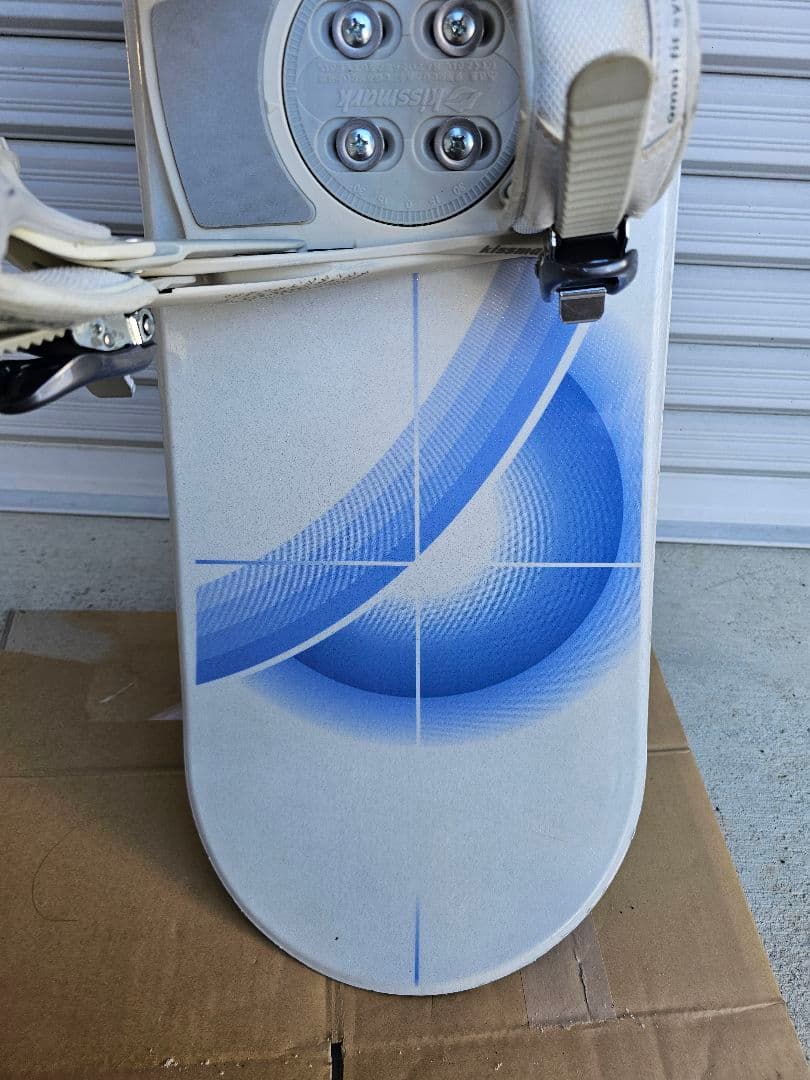 ナイトロのスノーボード/KissmarkのビンディングBURTONバッグ付き