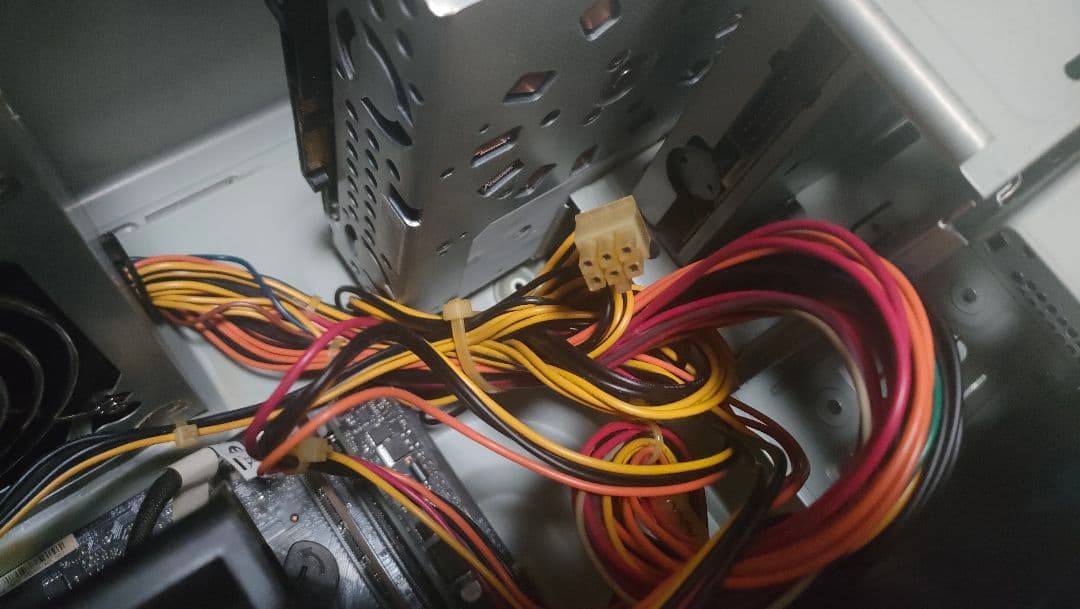 Windowsデスクトップ Thirdwave i5-8400 16GB Windows 11 