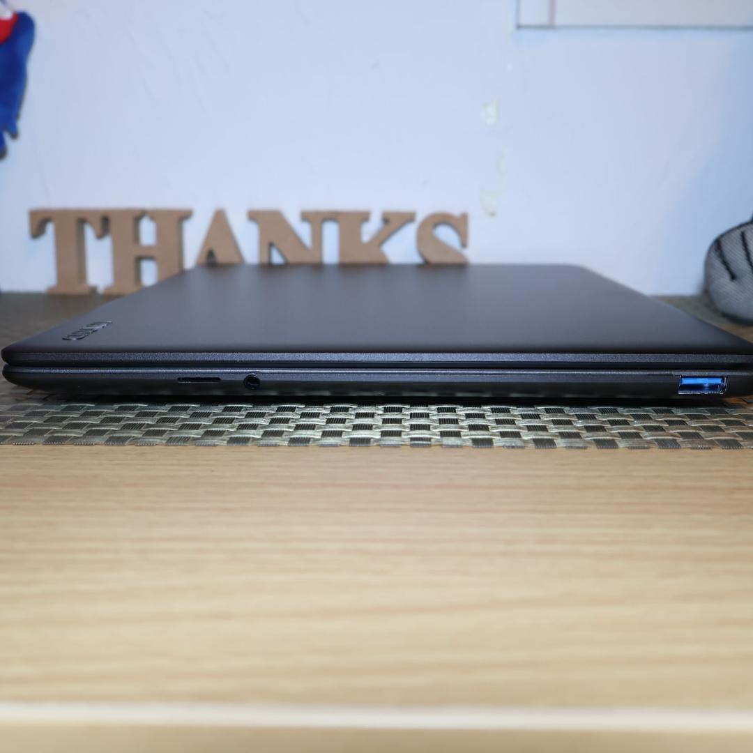 ほぼ新品Win11公式対応/メ8G/SSD/高画質液晶/無線/カメラ/TypeC