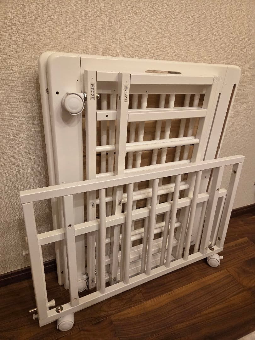 カトージ　ミニミニベビーベッドⅡ ホワイト　美品　新生児〜1歳