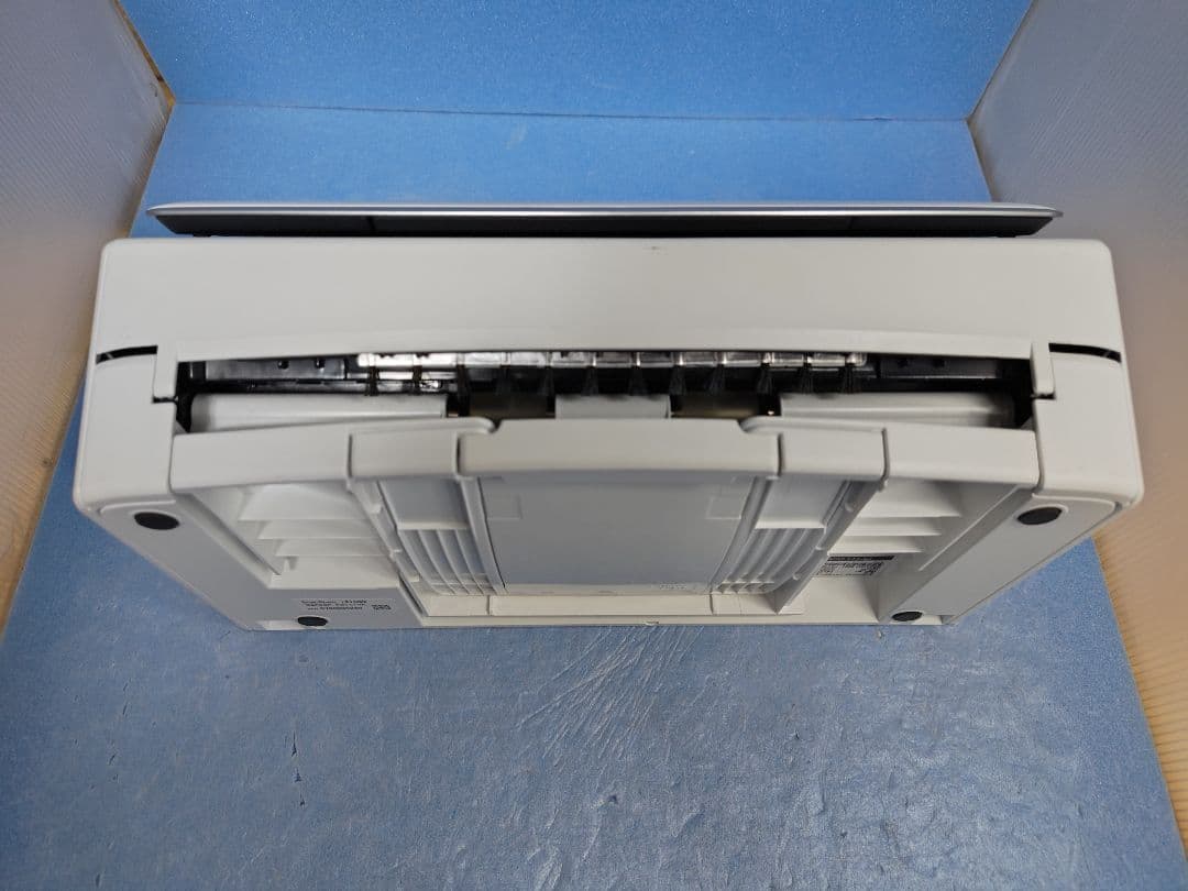 たまった書類を一気にスキャン 富士通 ScanSnap iX1500（白）使用並