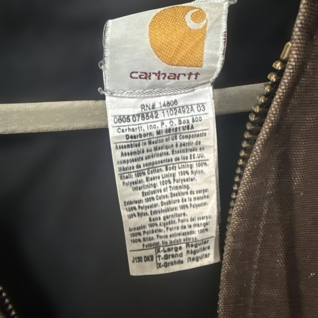 Carhartt ブラウン フード付きジャケット