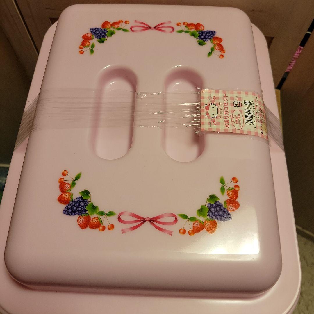 キティちゃんの水切りかごセット