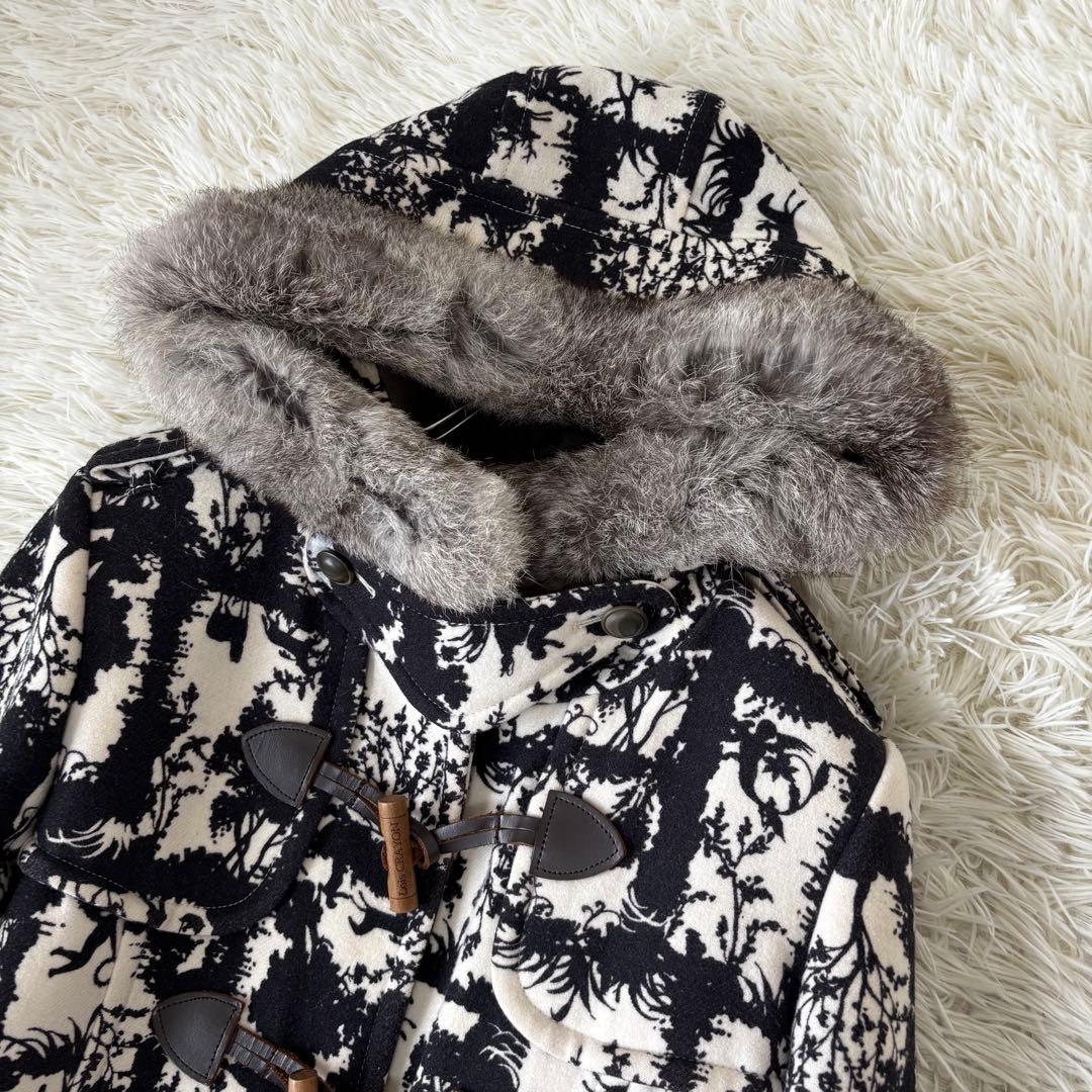 Lois CRAYON✨ダッフルダウンコート　トグル　総柄　フード　リアルファー