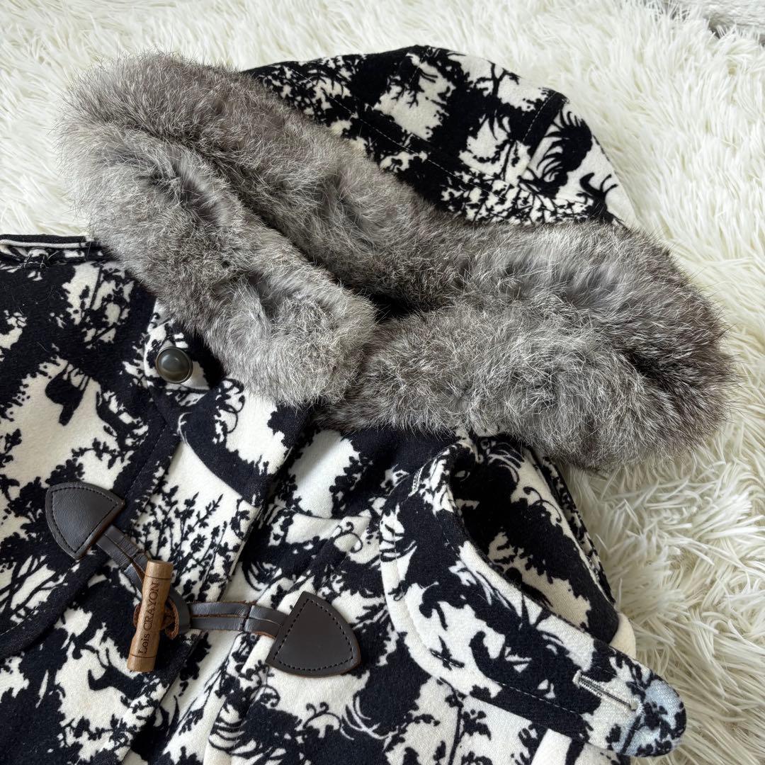 Lois CRAYON✨ダッフルダウンコート　トグル　総柄　フード　リアルファー