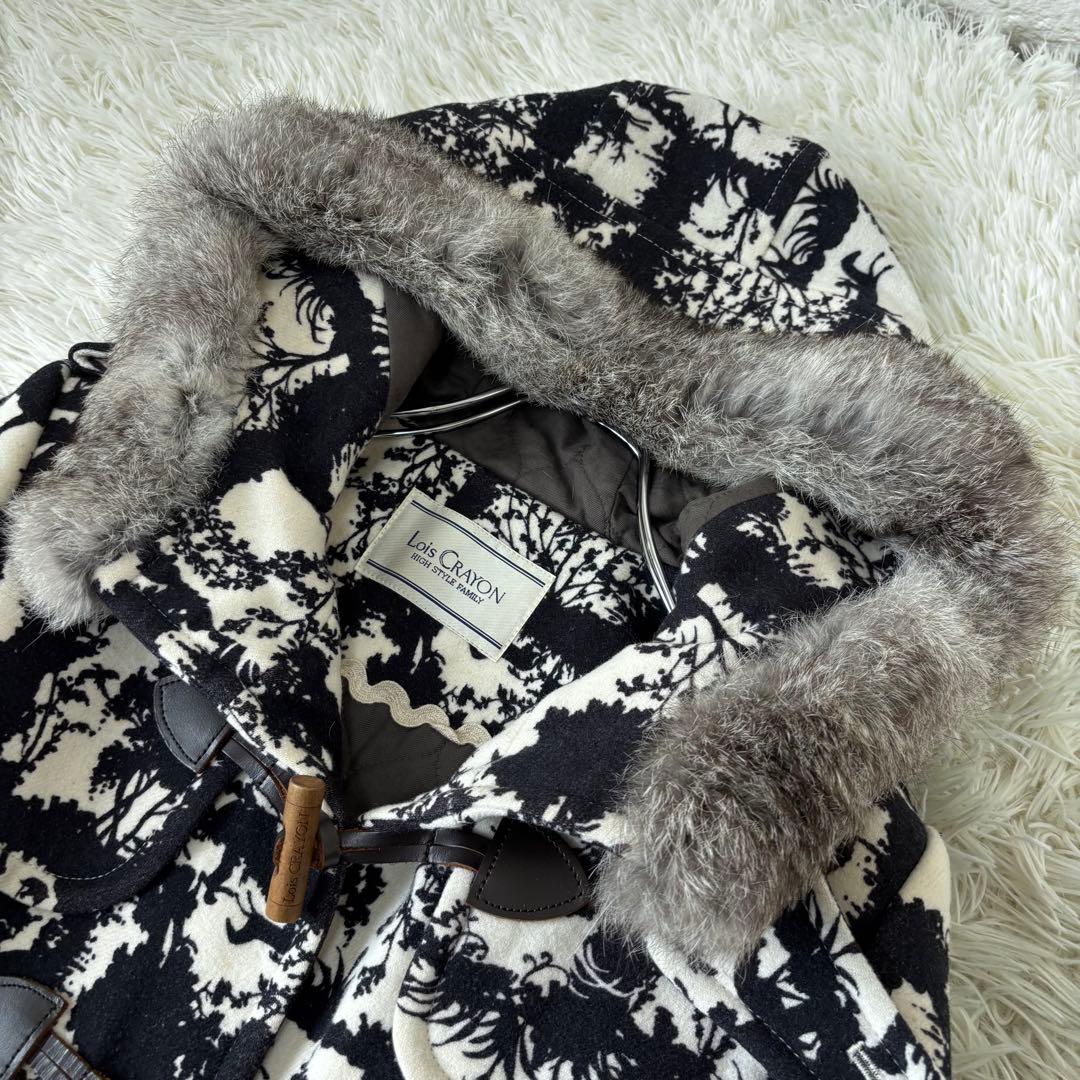 Lois CRAYON✨ダッフルダウンコート　トグル　総柄　フード　リアルファー