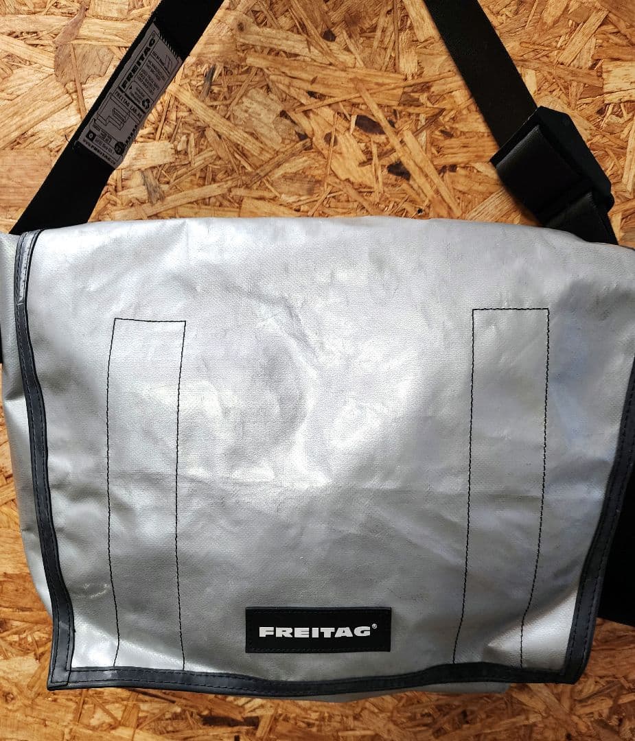 FREITAG　フライターグ　ショルダーバッグ