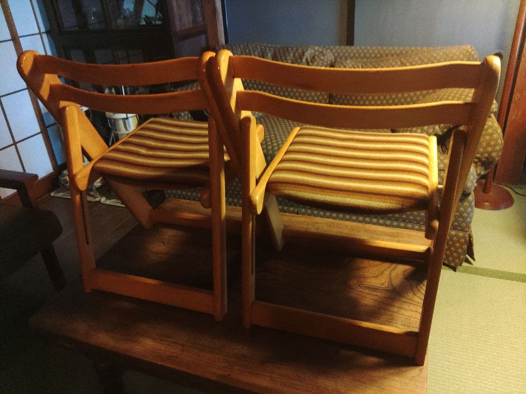 希少　折りたたみチェア　モケット　アンティーク　レトロ　ヴィンテージ　椅子