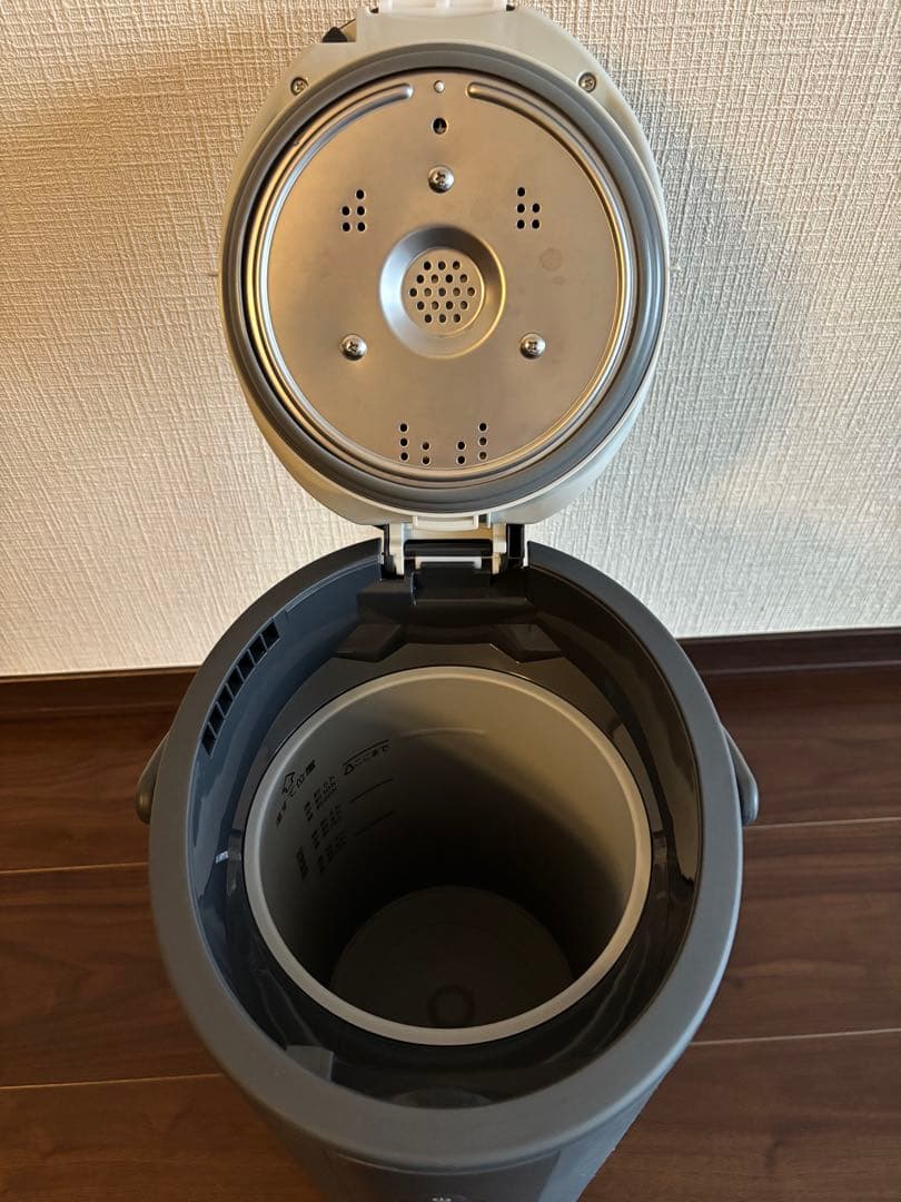 ⭐︎2025年最新モデル⭐︎ 象印スチーム加湿器 EE-TB60-BM