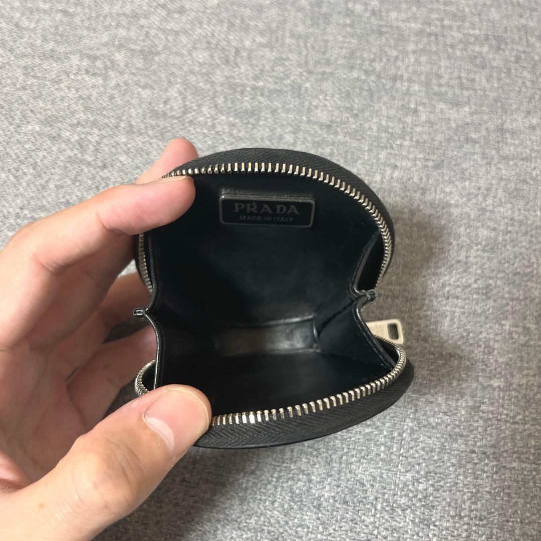 【美品】PRADA ラウンド ケース 黒 レザー