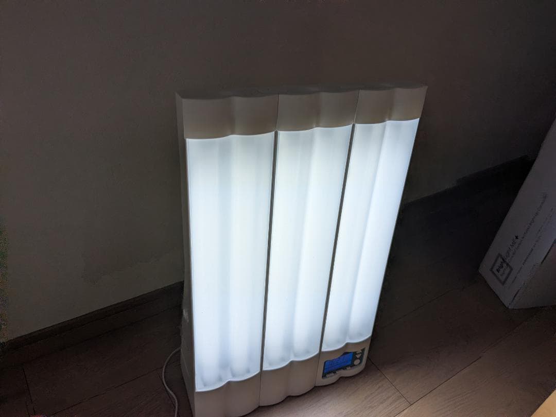 Bright Light ME+　ブライトライトme　光療法