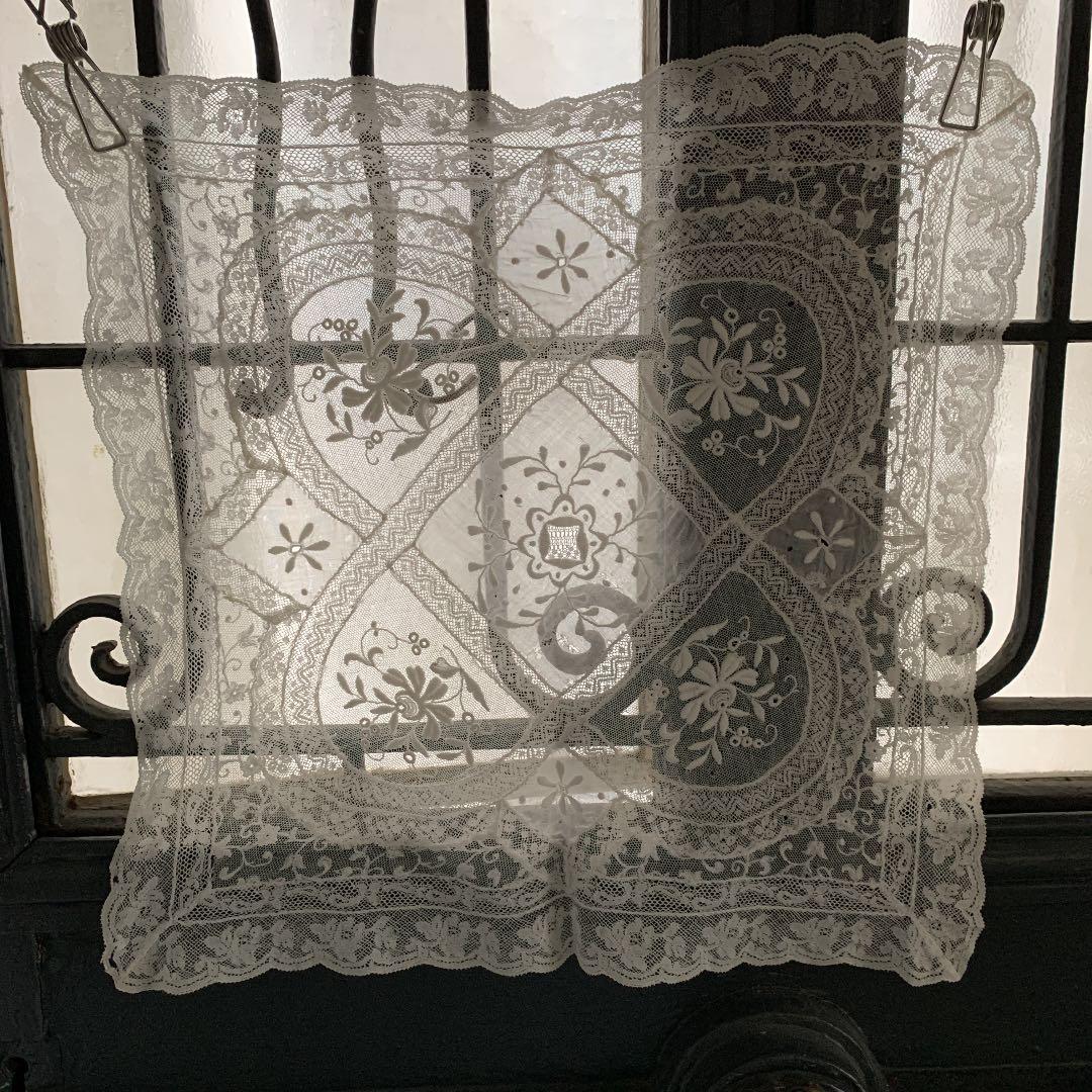 フランスアンティーク　ノルマンディレース・ドイリー