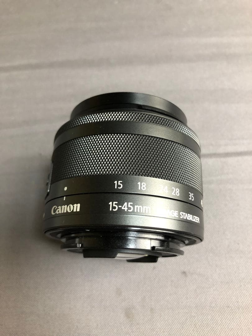 ▲【美品】Canon EOS M6 ダブルズームキット　バッテリー2つ付き