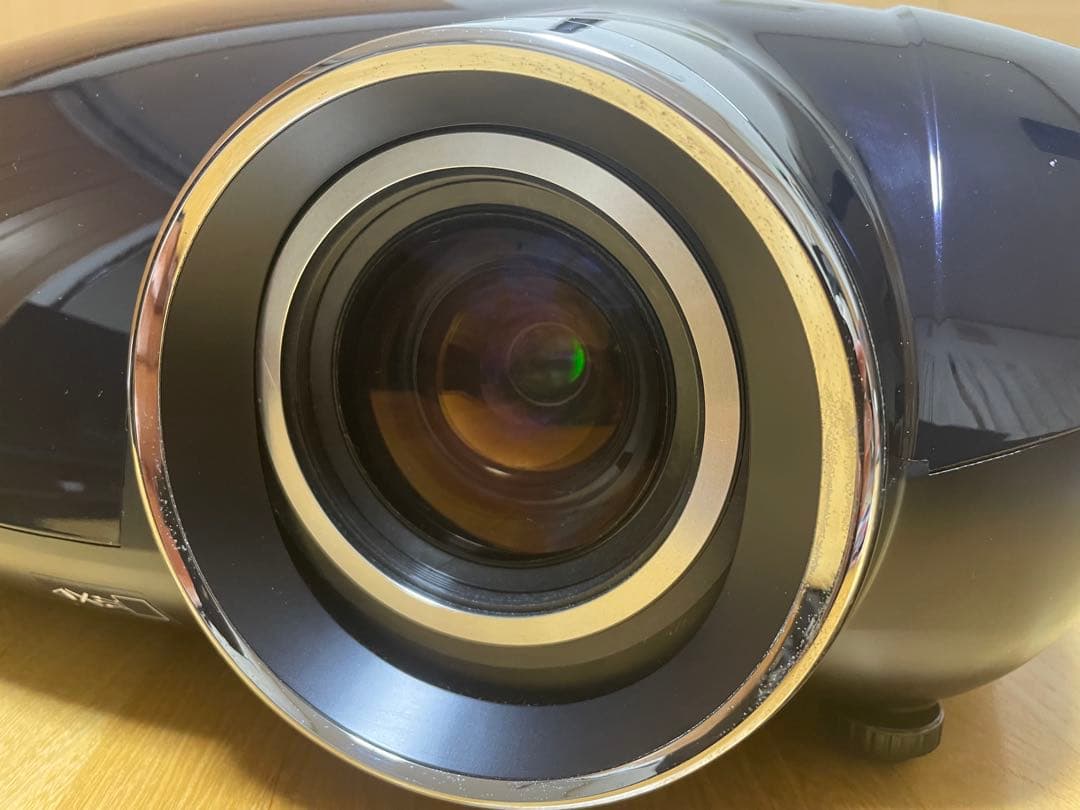 MITSUBISHI プロジェクター　LVP-HC7000