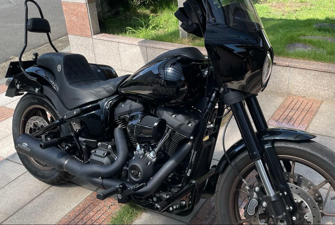 FXLRS ローライダーS SADOLEMEN SDC シート