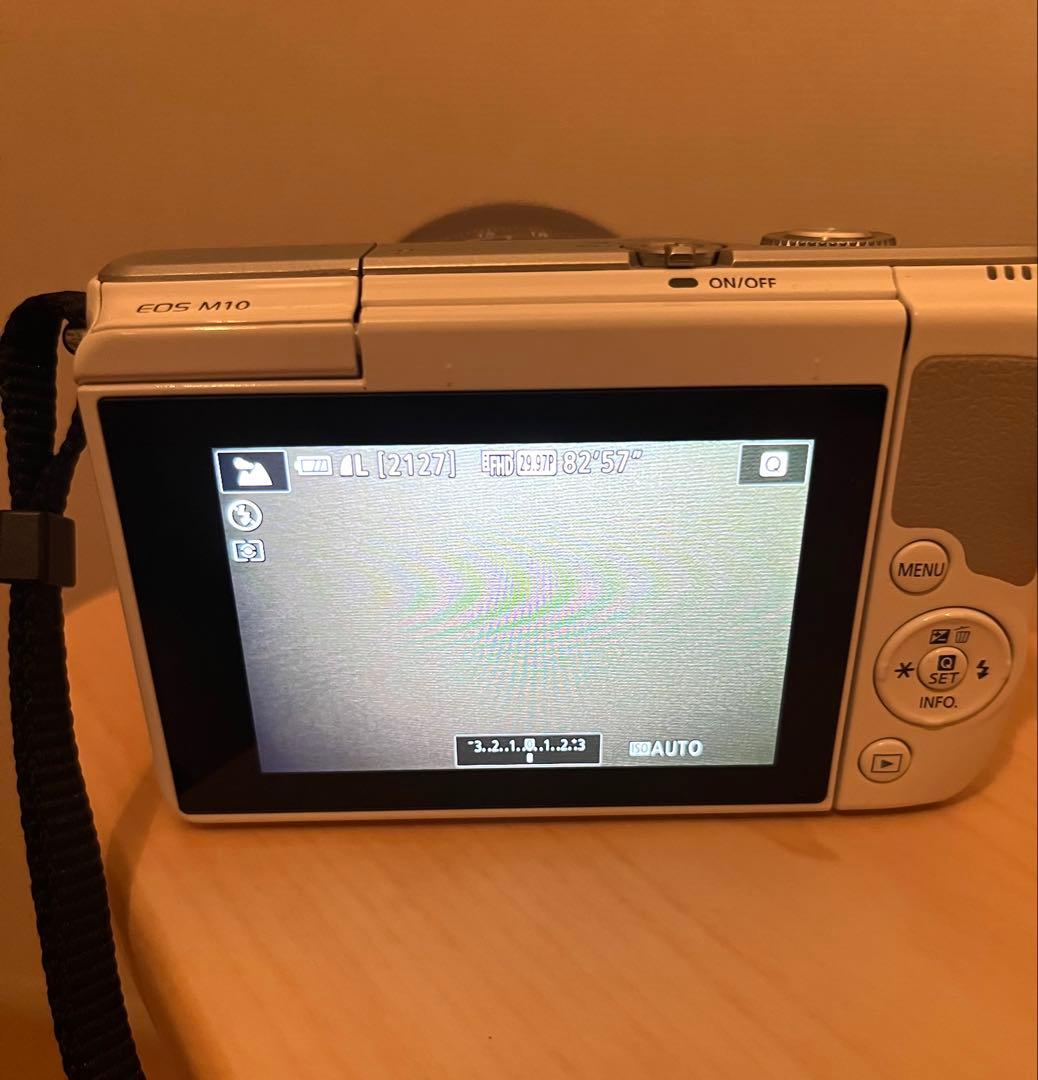 最終値引き/Canon EOS M10 ホワイト 15-45mmレンズ付き