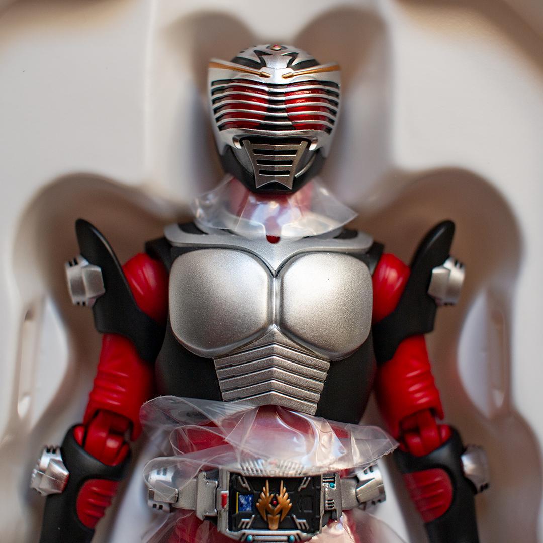 は*げ様 S.H. フィギュアーツ　真骨彫製法　仮面ライダー龍騎