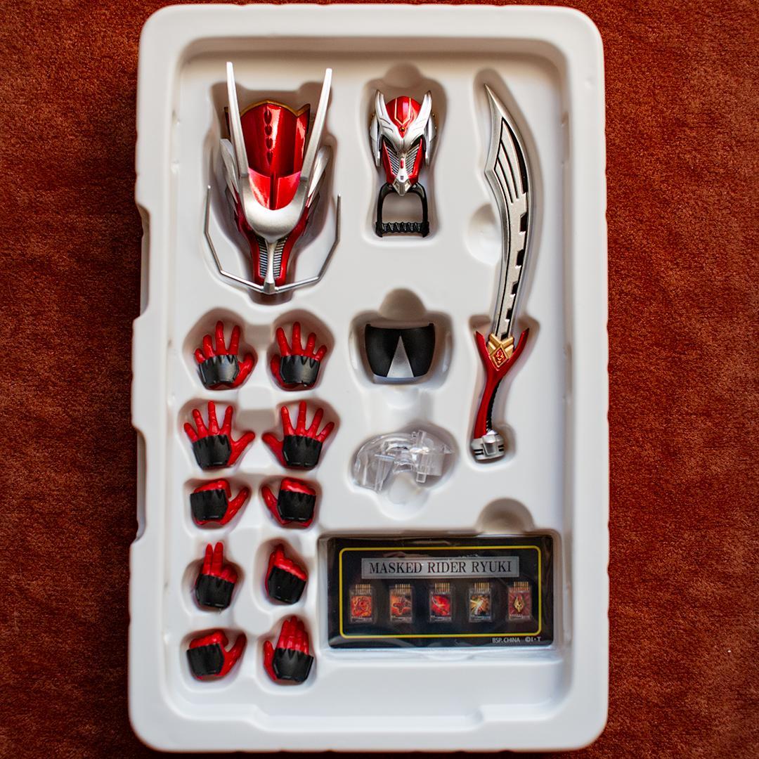 は*げ様 S.H. フィギュアーツ　真骨彫製法　仮面ライダー龍騎