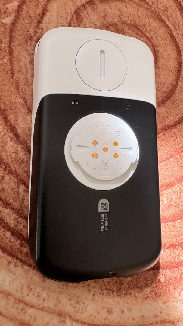 GARMIN EDGE 1030 サイクルコンピューター 本体 (ジャンク扱い)