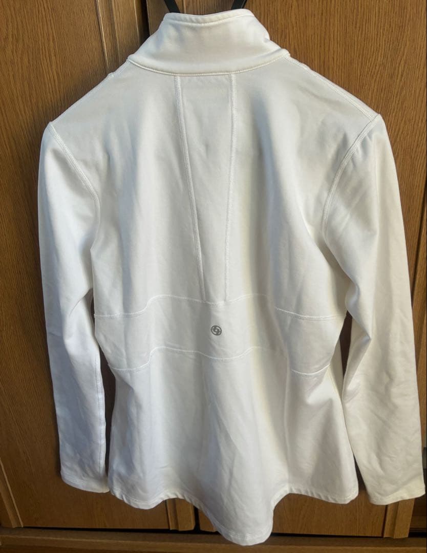 Lija ホワイト ジップアップジャケット Lサイズ